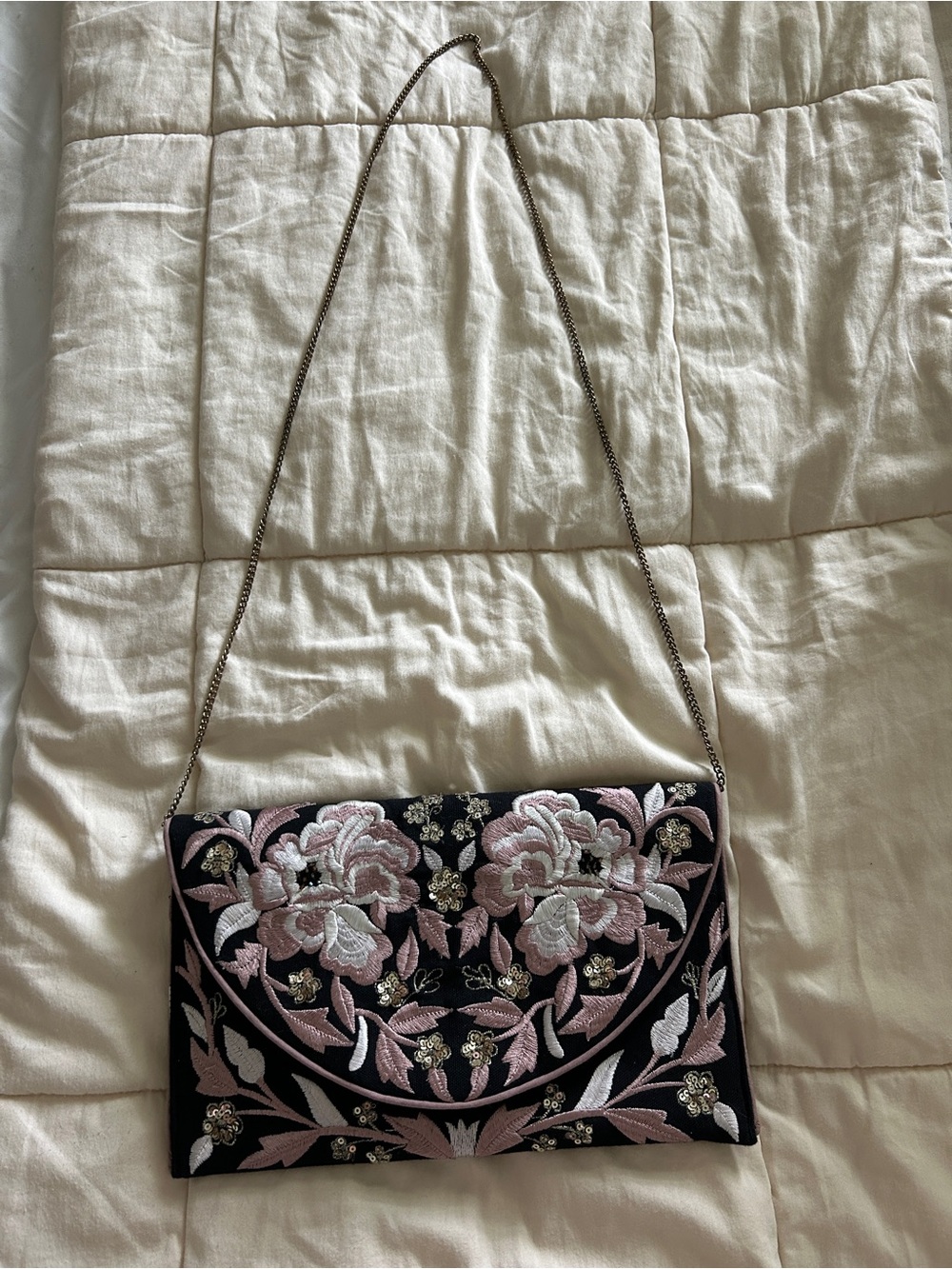 Lulus Black Pink Floral Embroidered Clutch Chain Strap Evening Bag